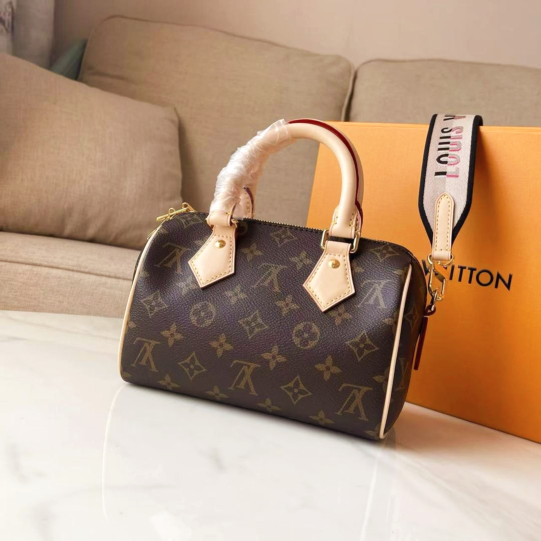 Timeless Carryall 20